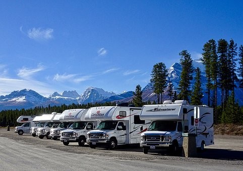 軽トラのキャンピングカーの費用・中古の選び方