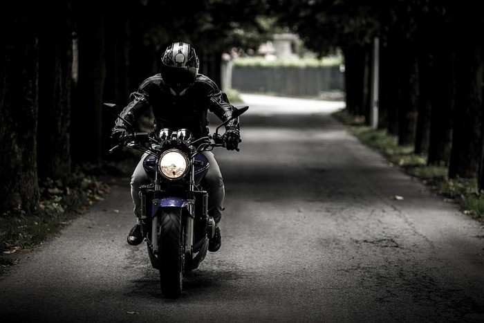 ヤマハYBR125の燃費はどれくらい？燃費向上方法・燃費比較