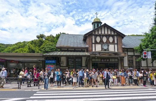 原宿周辺の安い駐車場料金比較｜混雑時間と状況・無料はある？