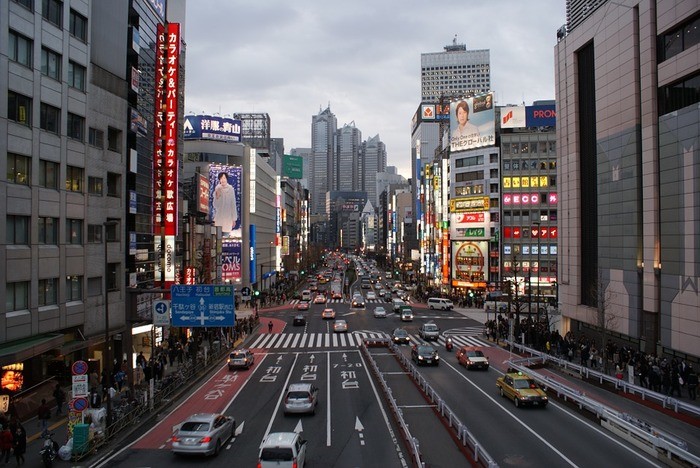 日産フェアレディの燃費はどれくらい?街乗りの燃費は?