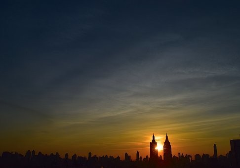 日産スタジアム周辺の安い駐車場料金比較｜混雑時間と状況・無料はある？