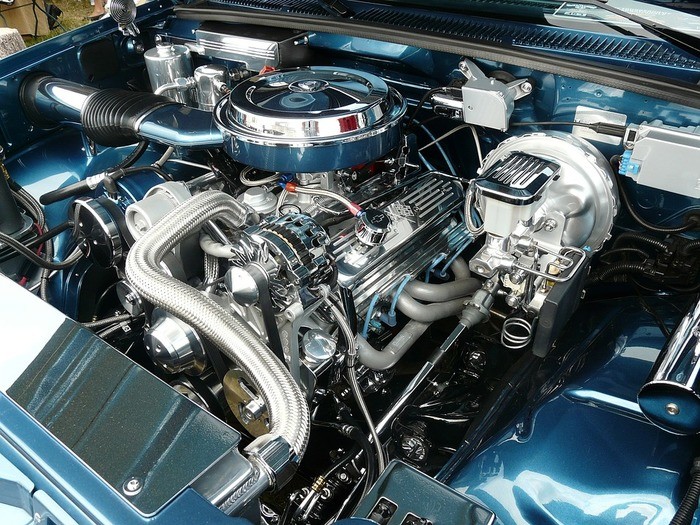 車のオーバーヒートの原因・対処方法/対策・修理代はいくら?