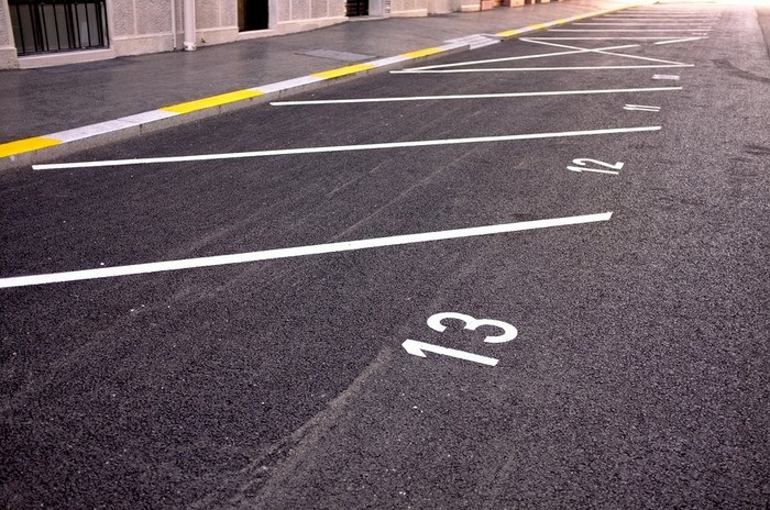 ハイエースの維持費はいくら？│年間維持費/タイプ別比較/キャンピングカーとの比較