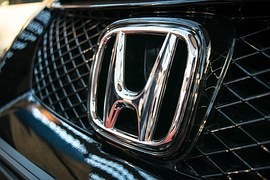 【特徴別】自動ブレーキ付き軽自動車・