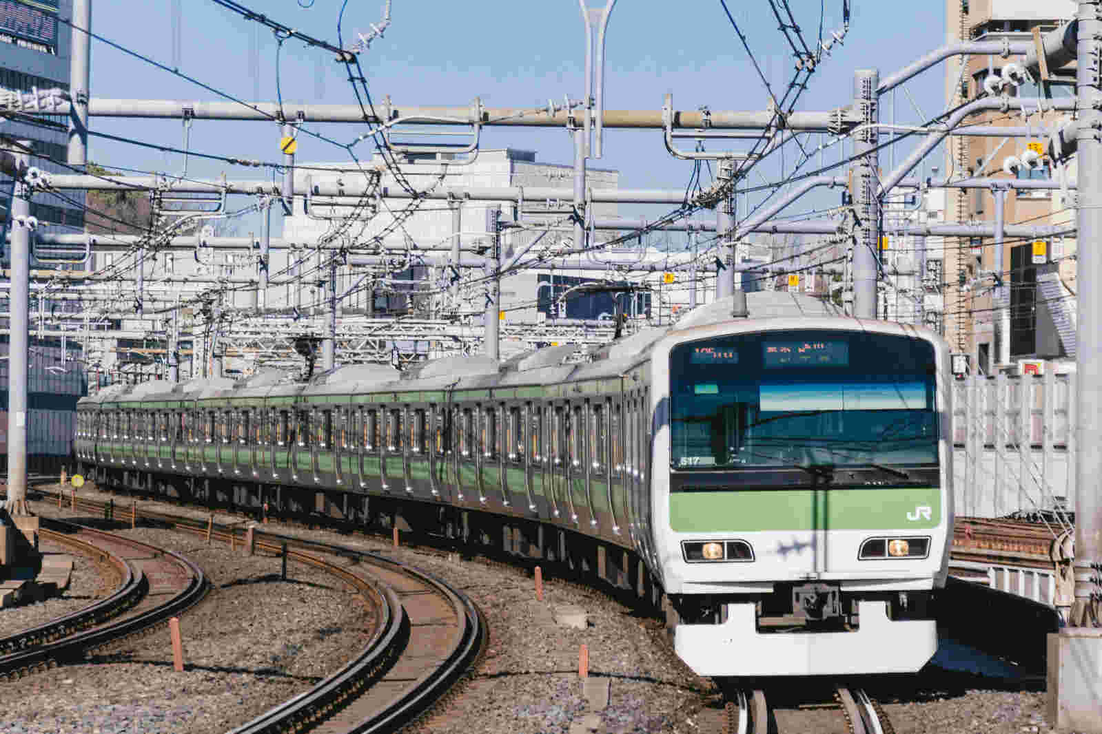 電車が走っている様子