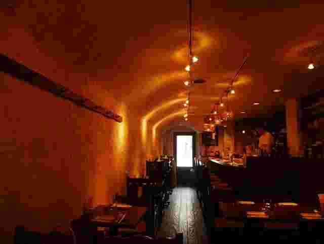 https://tblg.k-img.com/restaurant/images/Rvw/54123/640x640_rect_54123934.jpg
