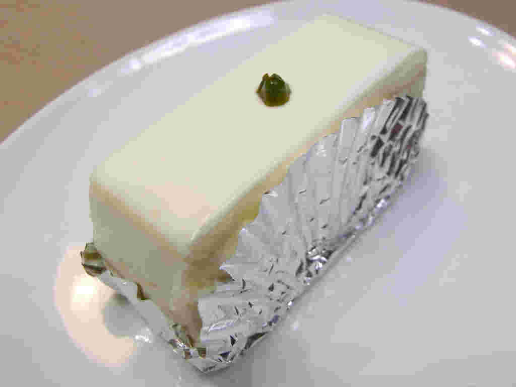 http://spade.jp/wordpress/wp-content/uploads/2009/09/090911_shirotae_1.jpg