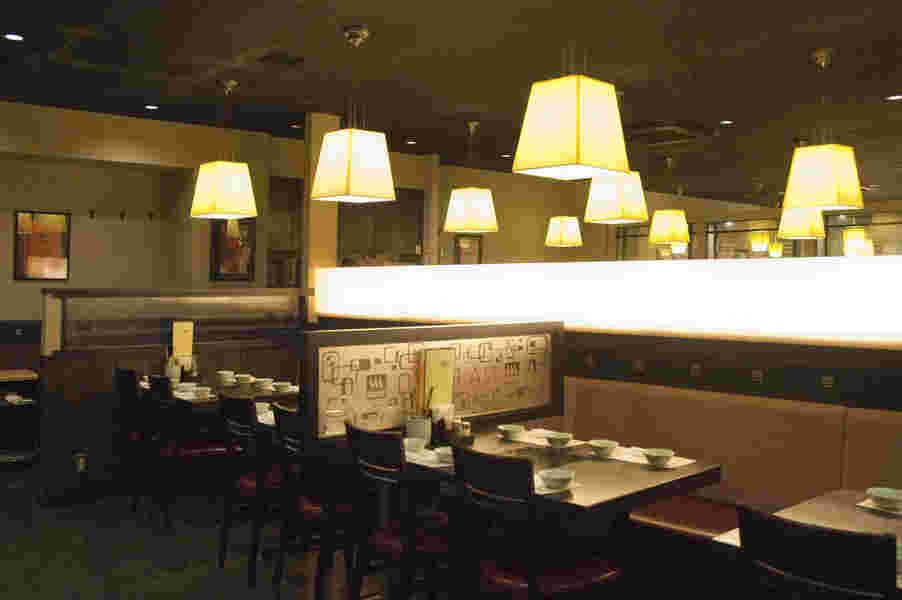 鍋ぞう　店内