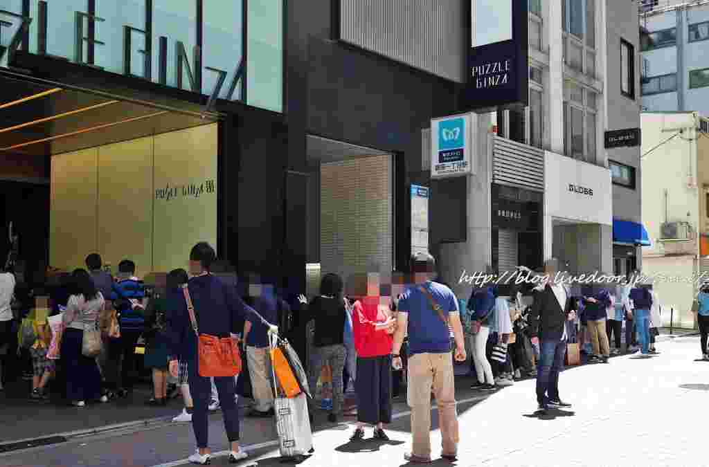銀座天龍の前の行列