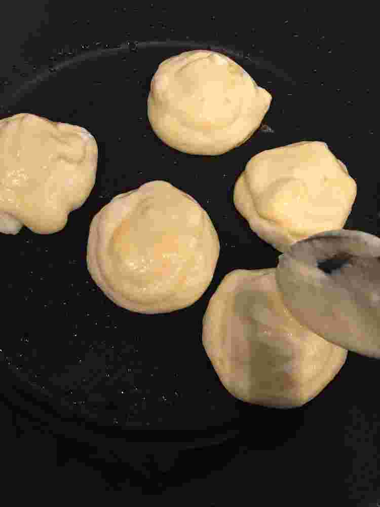 ふわしゅわスフレパンケーキ　生地を焼く