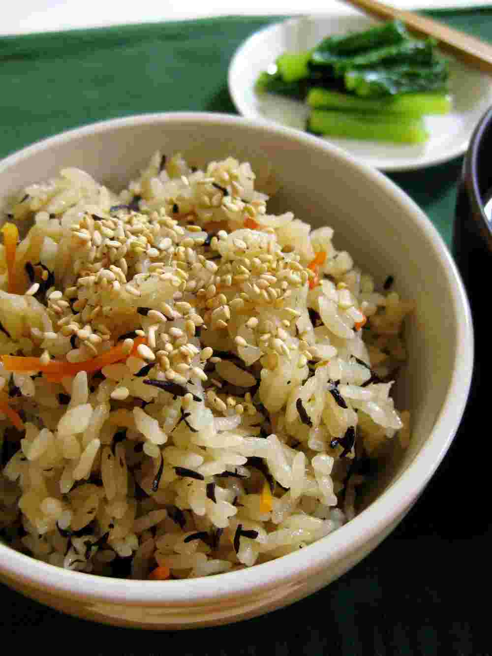 ひじきと切干大根の炊き込みご飯
