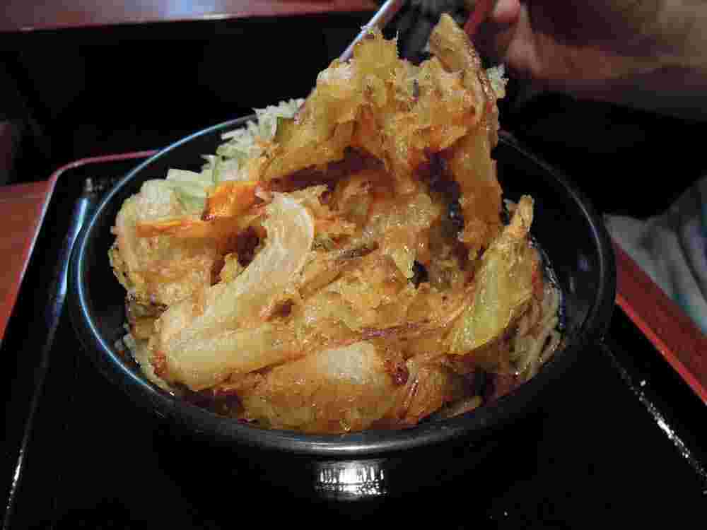 alt="よもだそばメニュー"