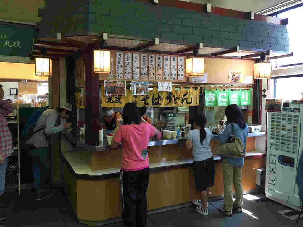 alt="立ち食いそば"