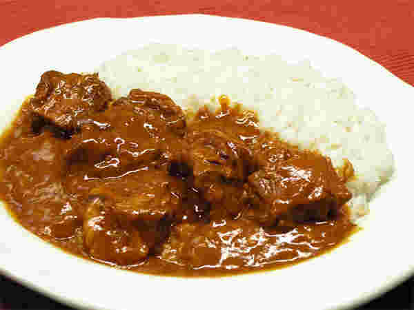 牛たんカレー盛り付け例