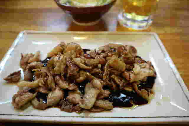今治鉄板焼きで焼いた鳥皮