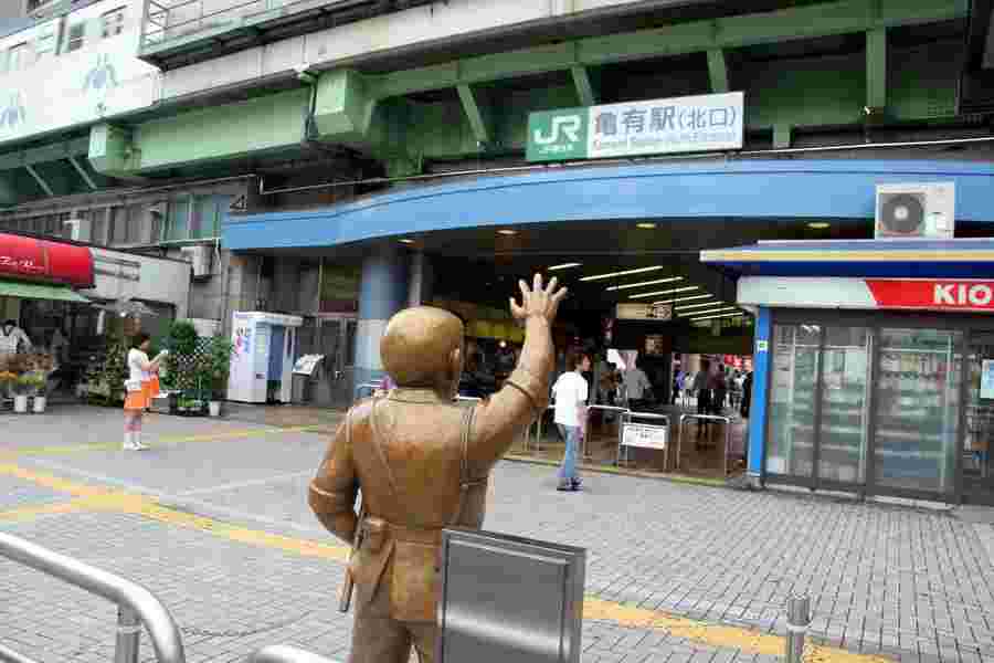 JR亀有駅の外観