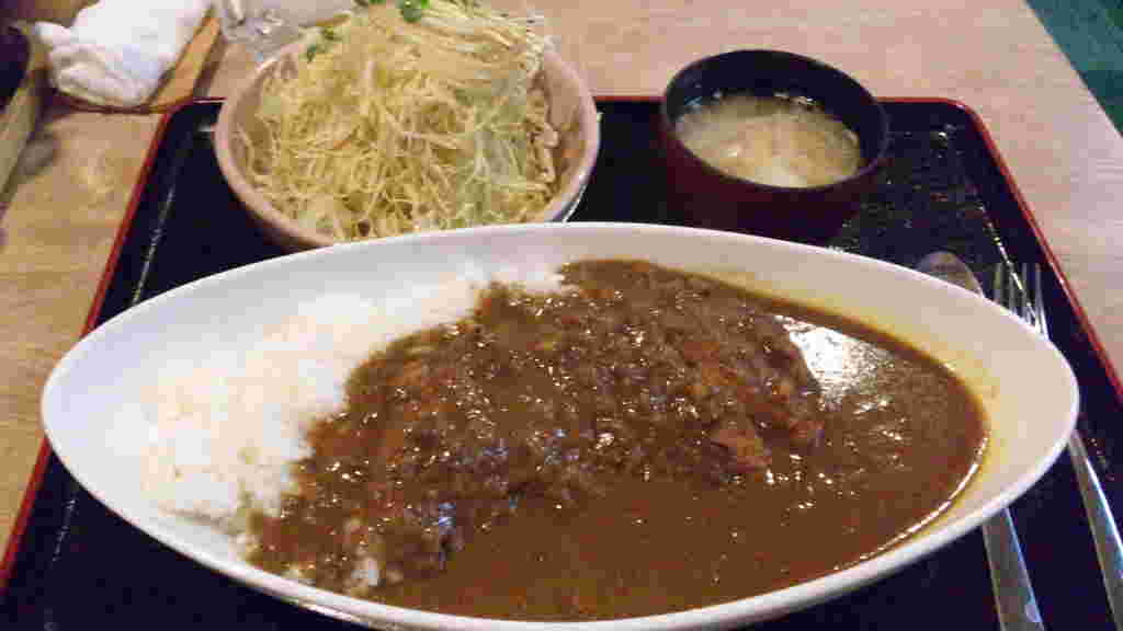 カツカレー大盛