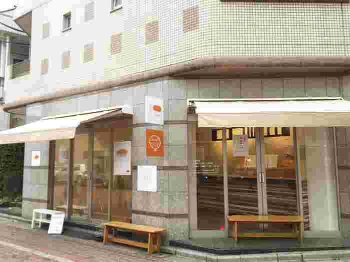 吉田パンの外観
