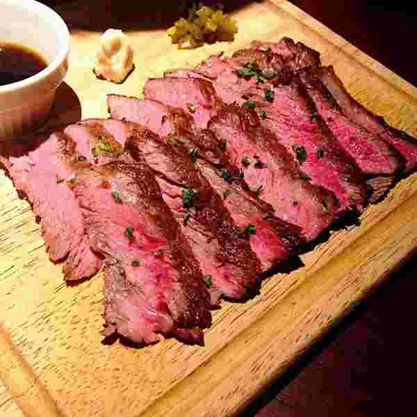 人気の肉料理