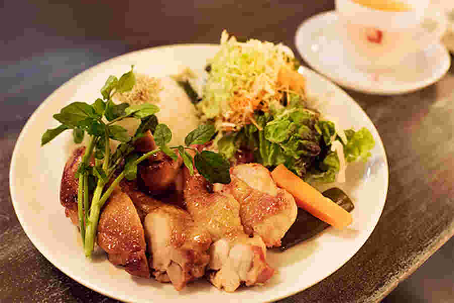 夜カフェの食事