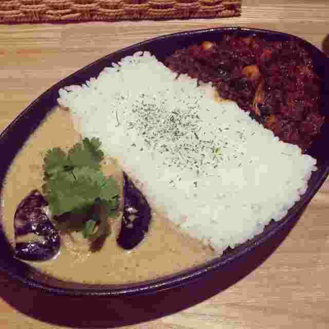 二種類のルーが選べるランチ
