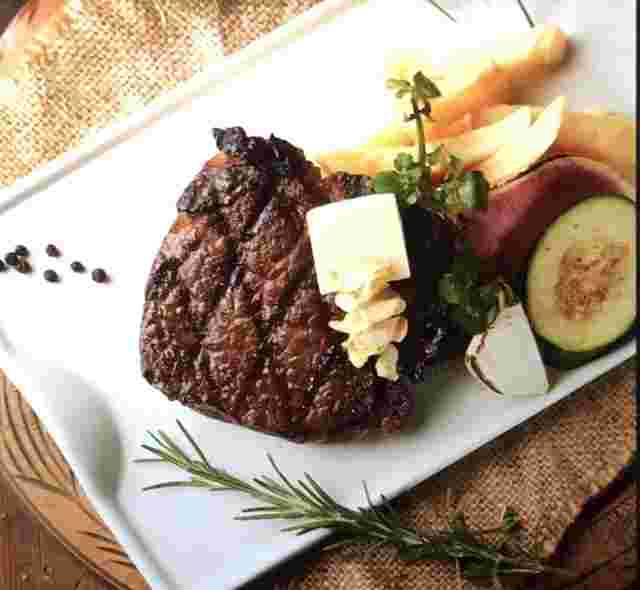 Steak&Wine Blockのリーズナブルランチ