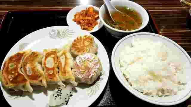 餃子屋 壱番の多種類餃子定食