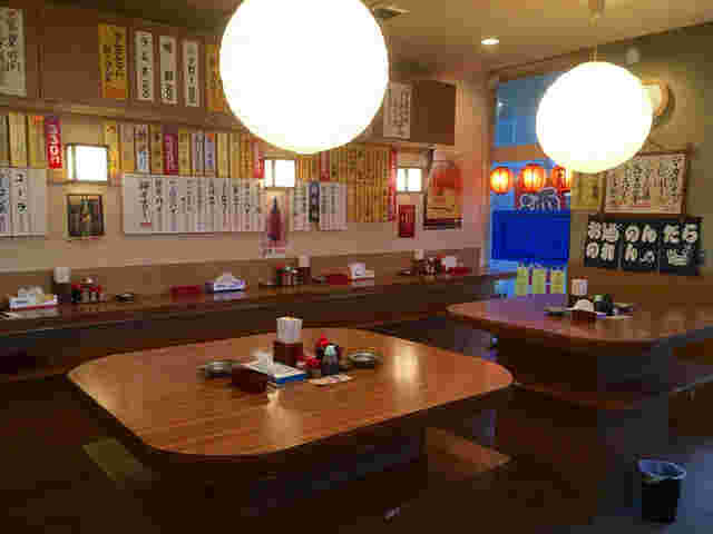 立ち呑み呑べえ店内の様子