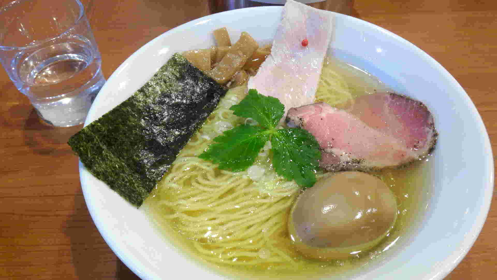 七麺鳥の味玉塩ラーメン