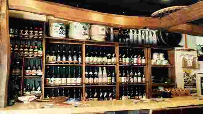 煮りん店内