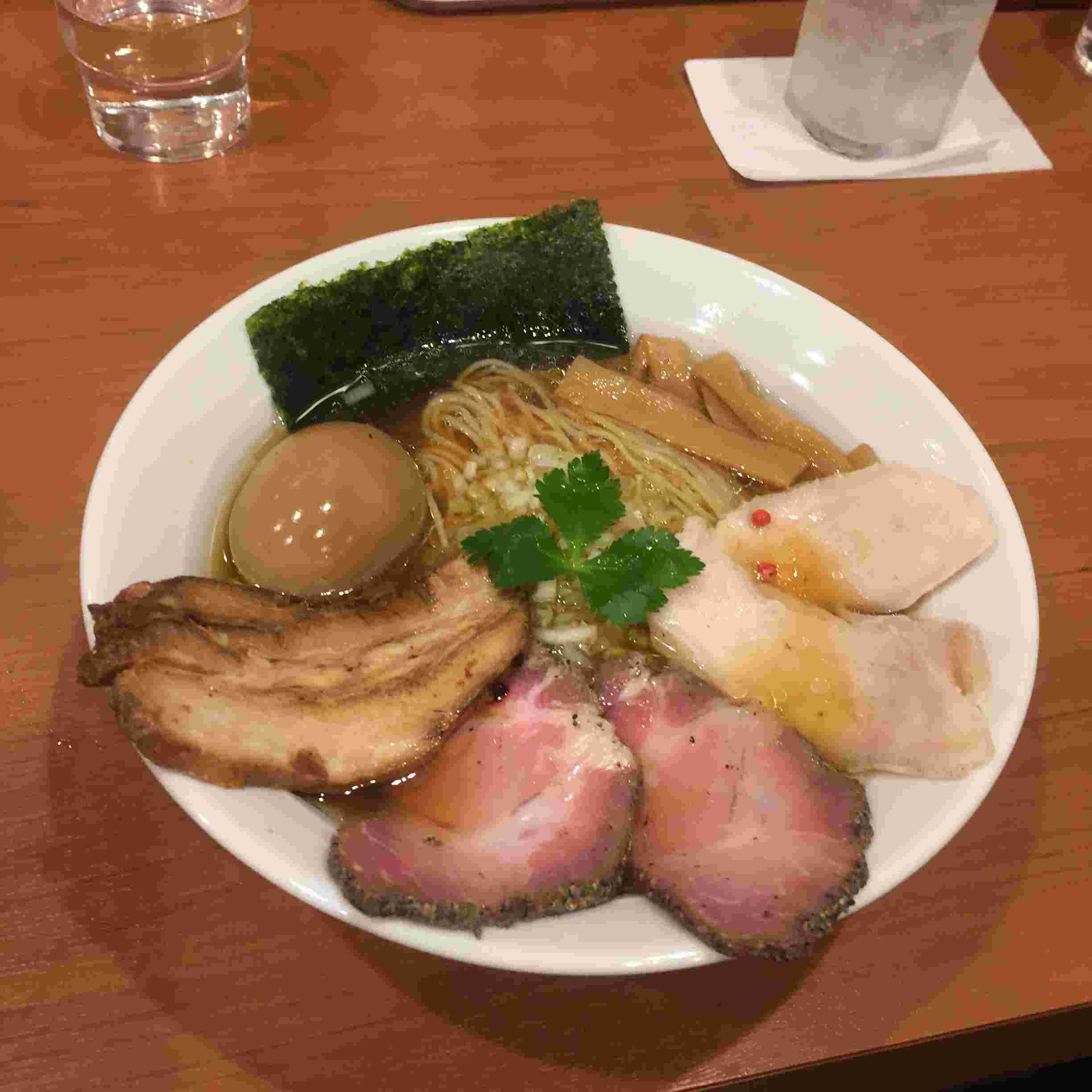 特製醤油ラーメン