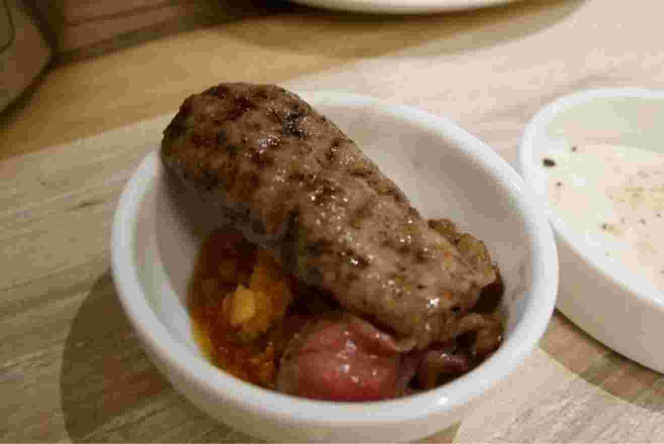 タレにつけて食べる焼肉