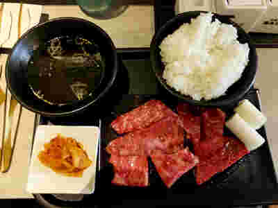 焼肉バル「やまと」のランチ定食
