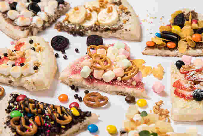 お好みでカスタムできる「チョコピザ」
