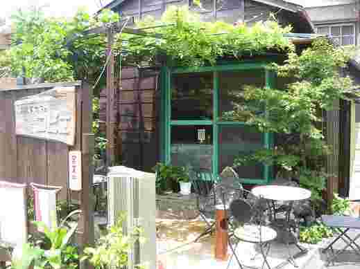 古民家カフェの外観