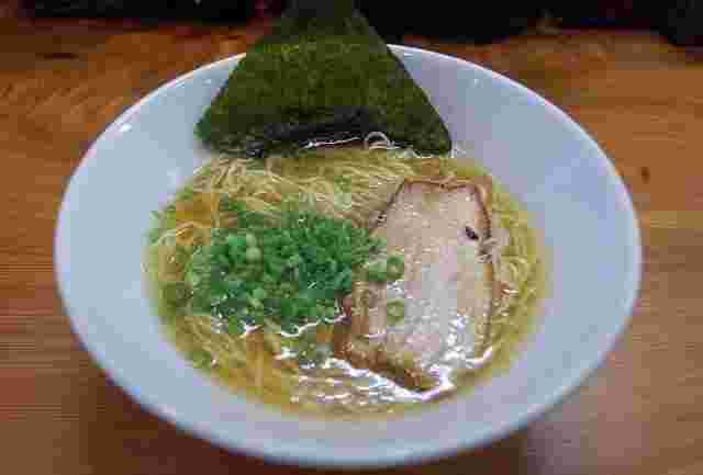 鶏白湯ラーメン