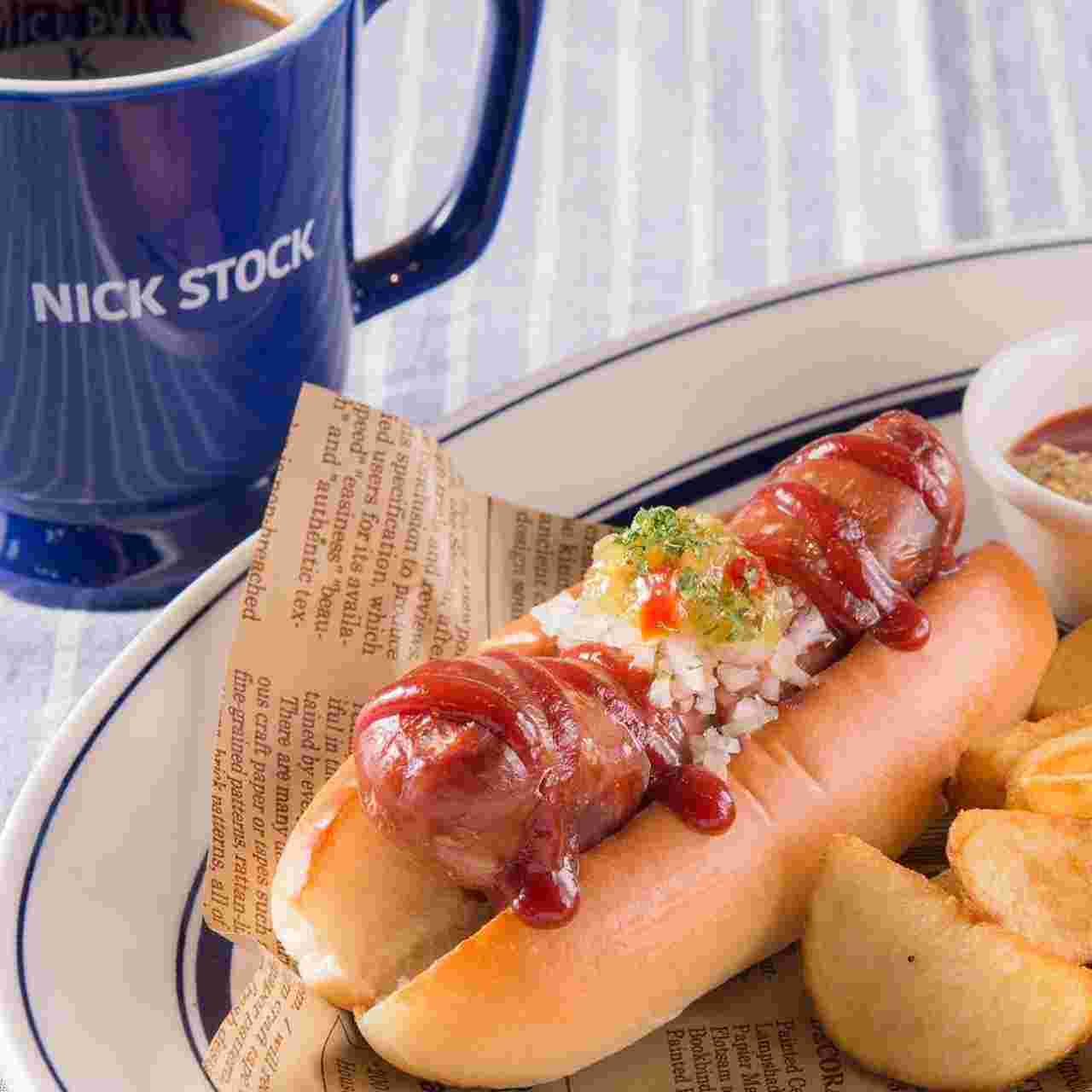 モーニングのホットドッグセット