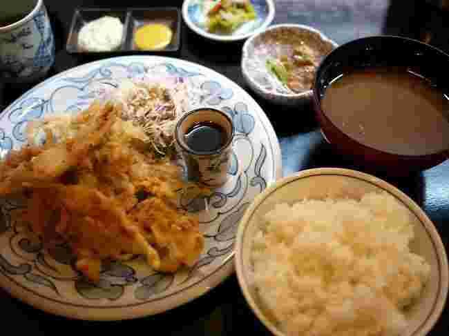 とよ常のとり天定食