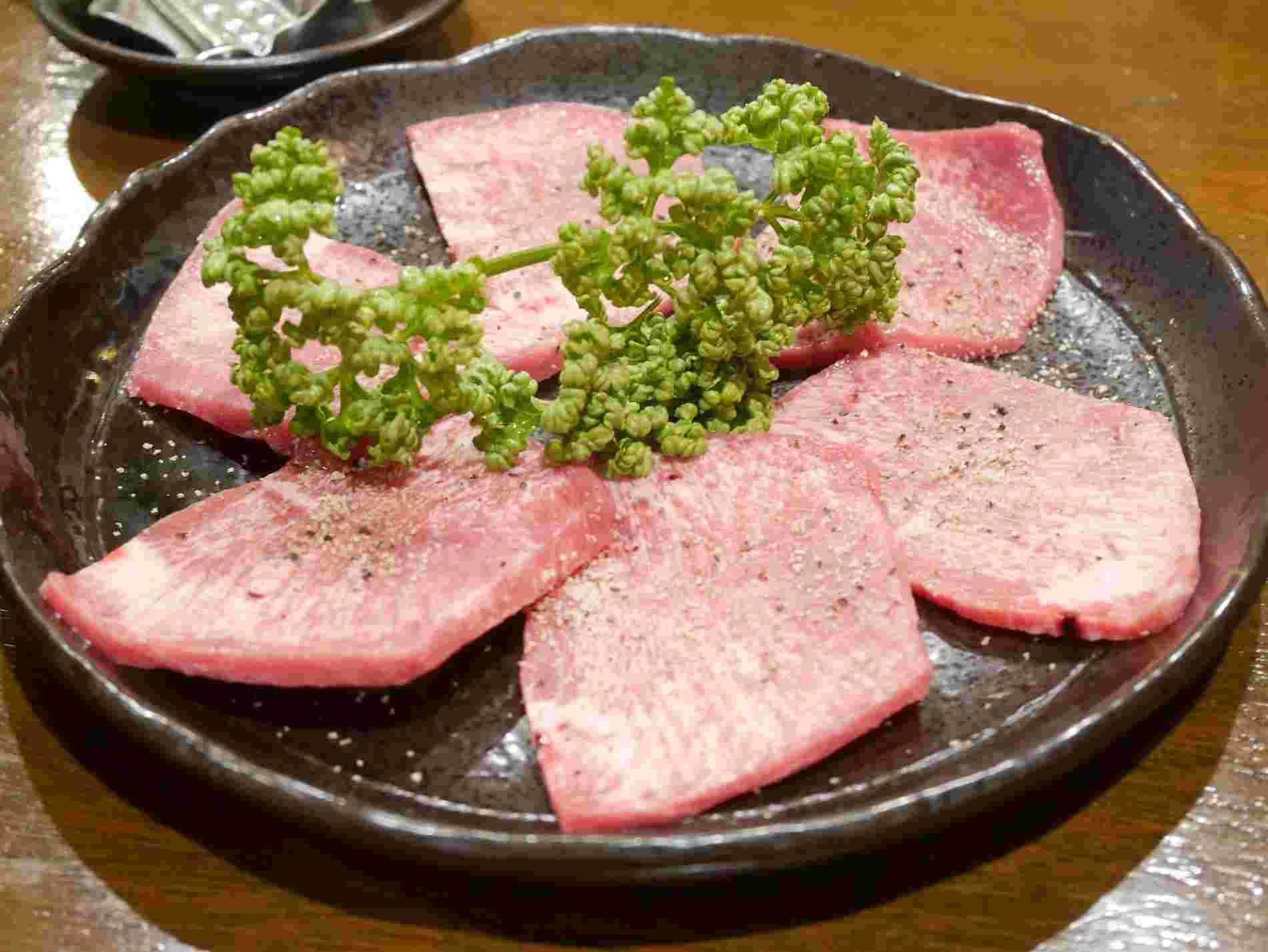 タン