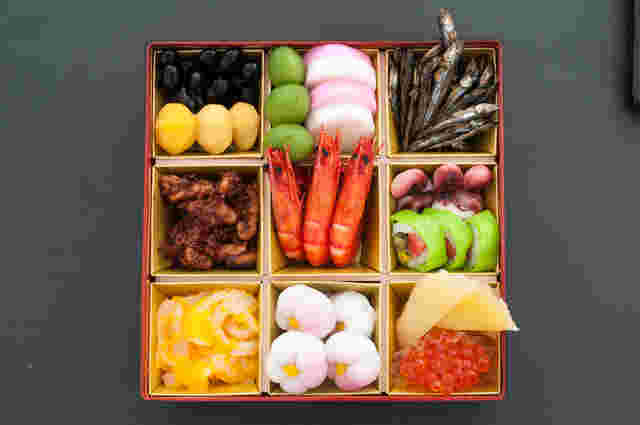 おせち料理の画像