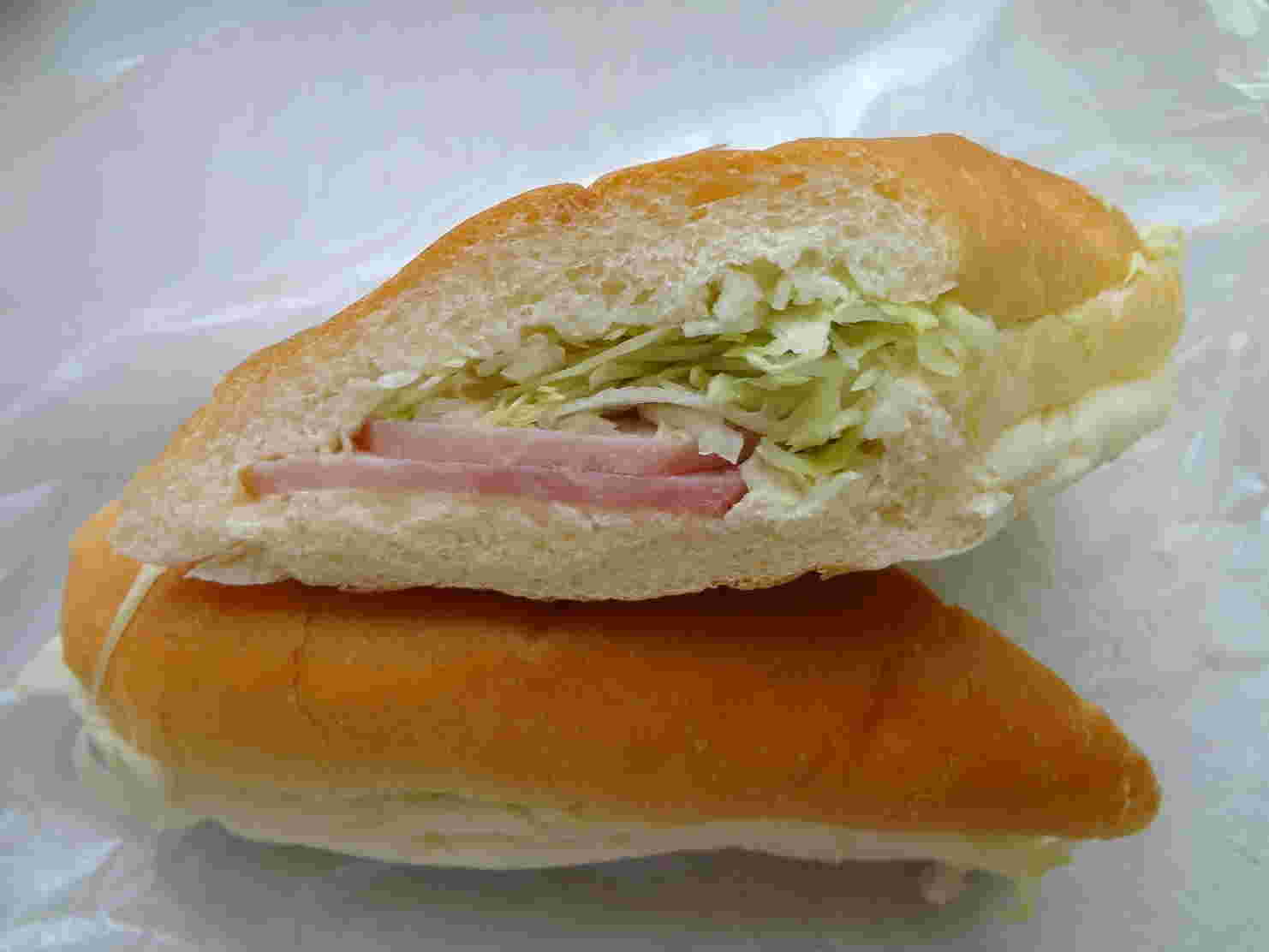 まるき製パン所のハムロール