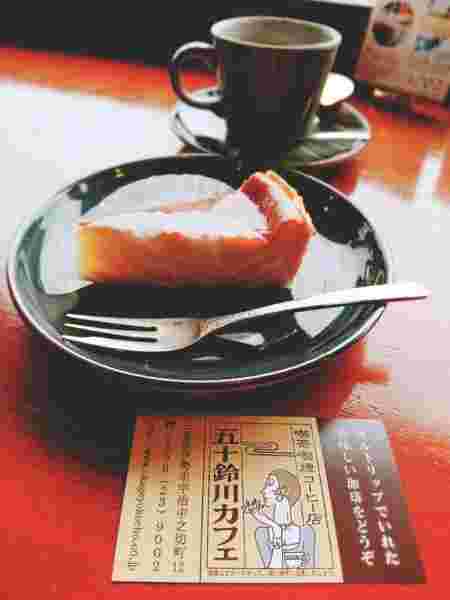 ケーキとコーヒー