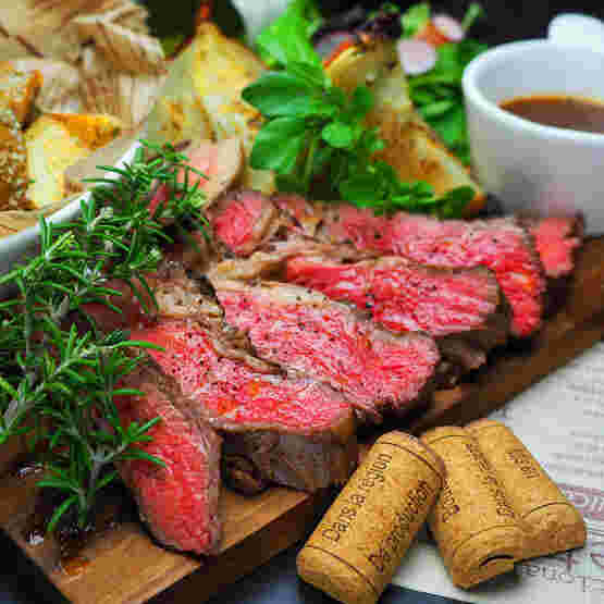 綺麗な赤身のある肉