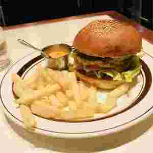 絶品ハンバーガー
