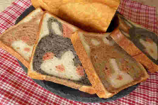 ネコ食パン