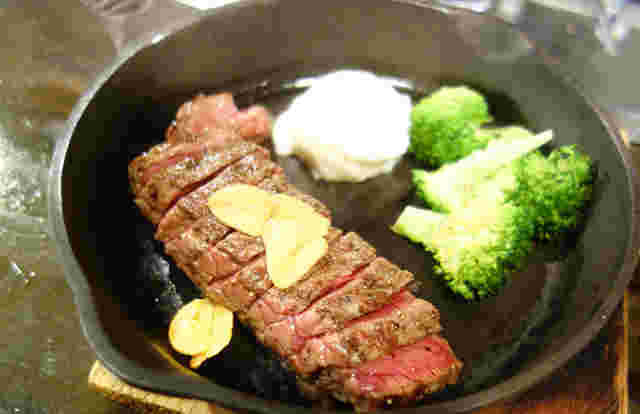 鉄板焼専門ついてる
