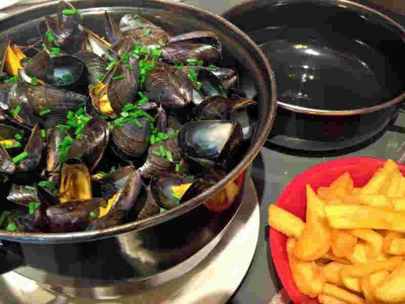 フランス料理ムール貝とポテト