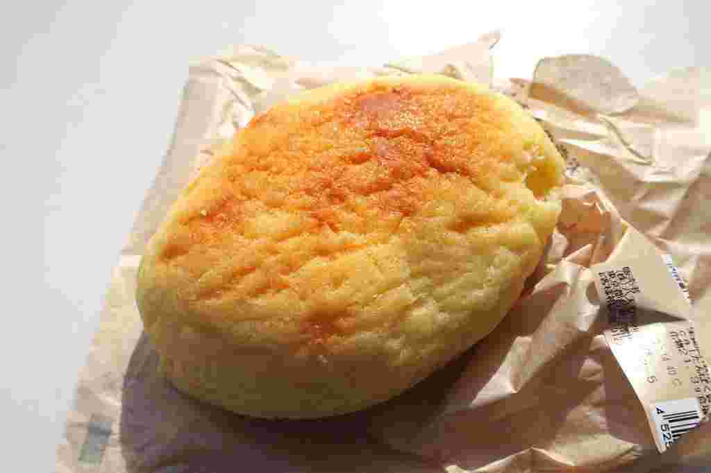 メロンパンの様な表面のひろしま檸檬パン