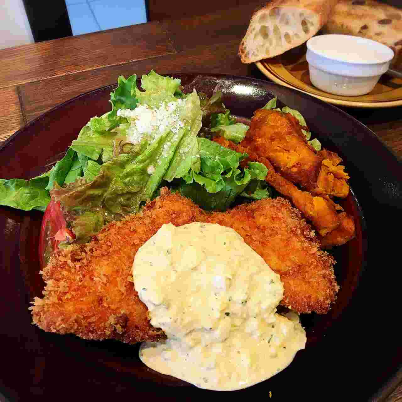 鶏むね肉のカツレツ
