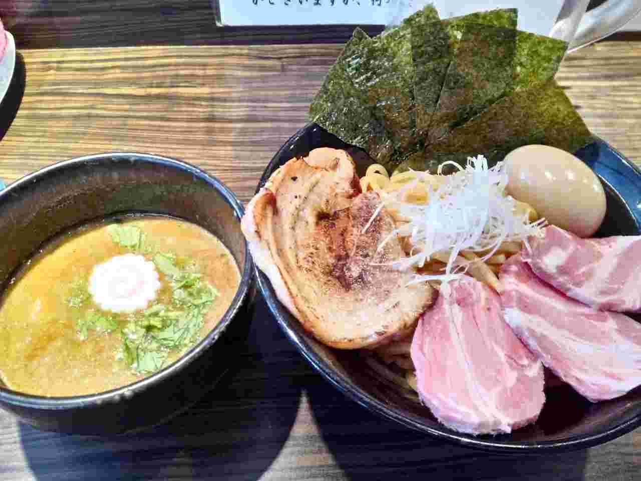 特製濃厚魚介つけ麺